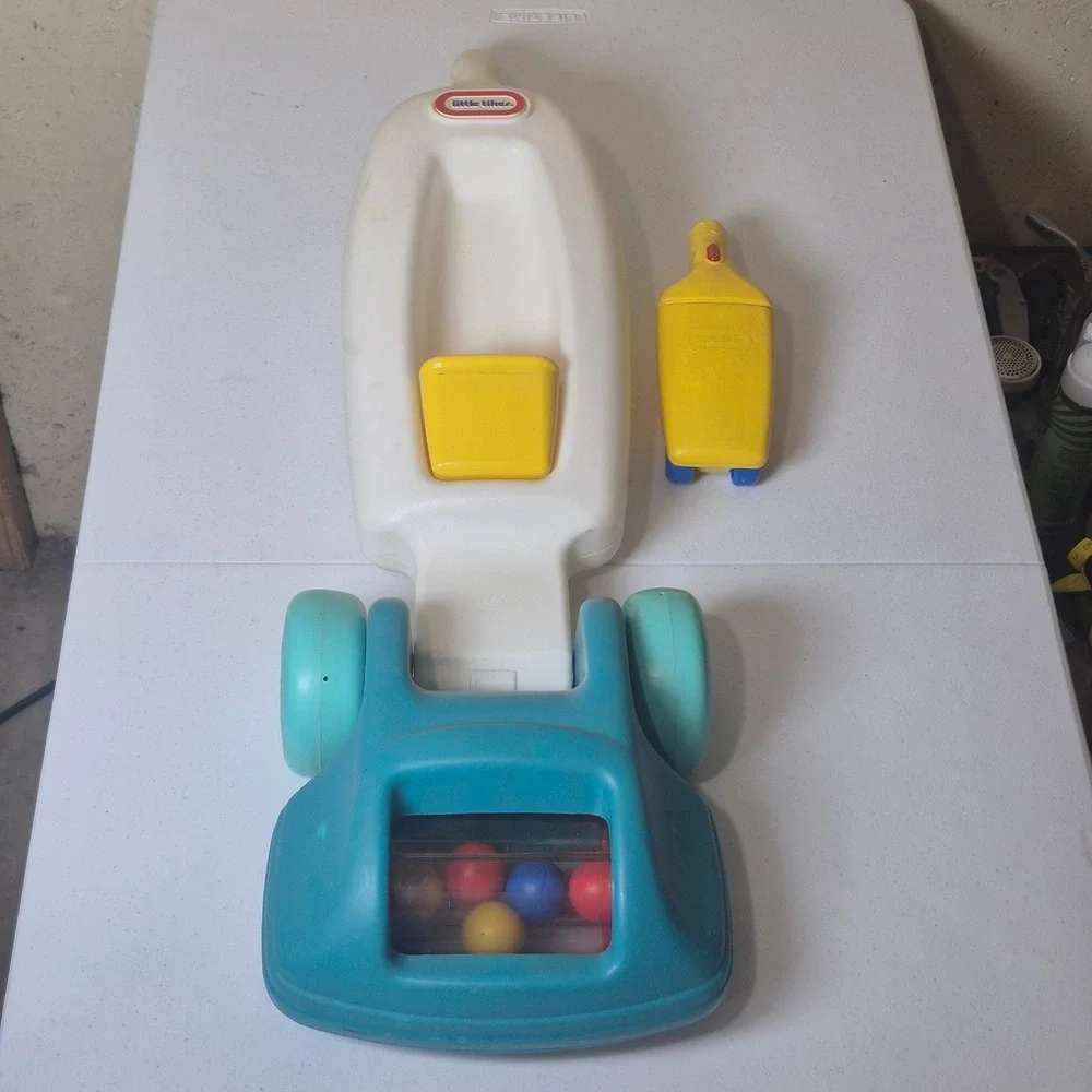 Vintage 90s Little Tikes Roll n Pop Vacuum Dustbuster Pretend Play Made in USA